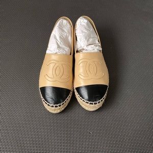 Chanel espadrille in black and beige/tan size 38